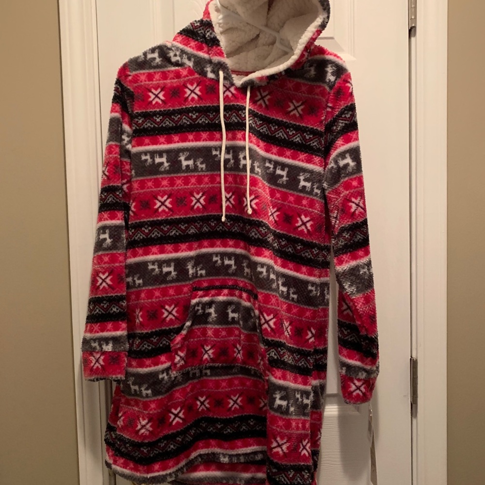 COPY - Women’s Muk Luks sleepwear tunic size s